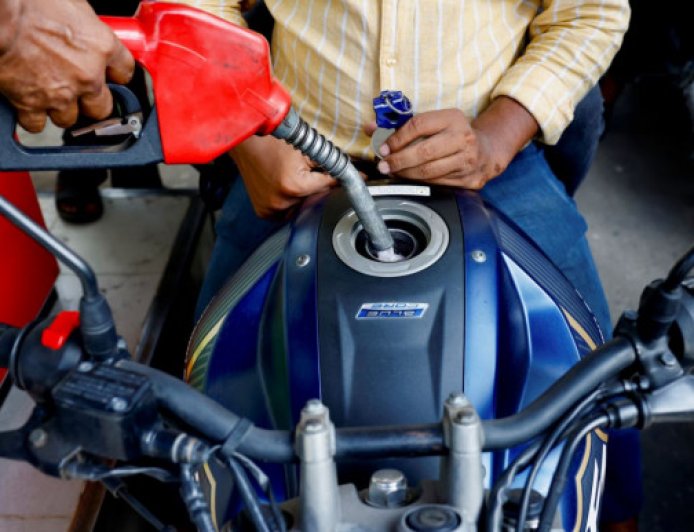 Petrol Pumps Overwhelmed, Fertiliser Plants Shutting Down